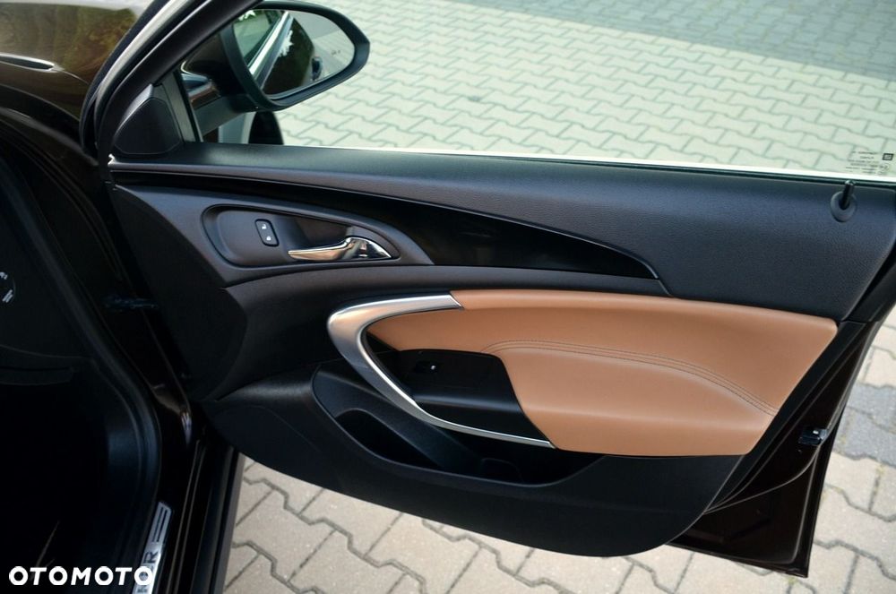 Opel Insignia - 28