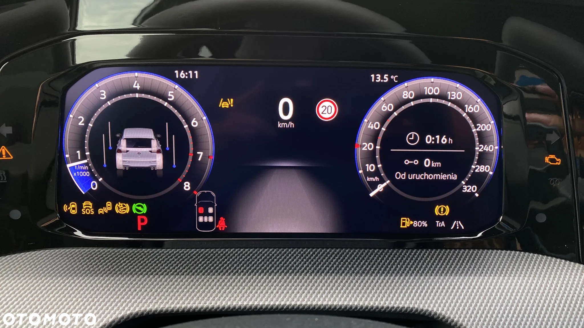 Volkswagen Golf VIII 2.0 TSI 4Motion R Black Edition DSG - 11