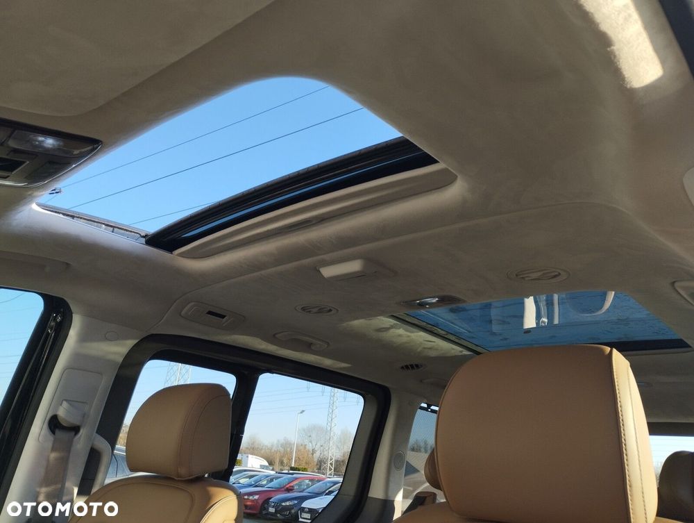 Hyundai Staria 1.6 T-GDI HEV Luxury - 18