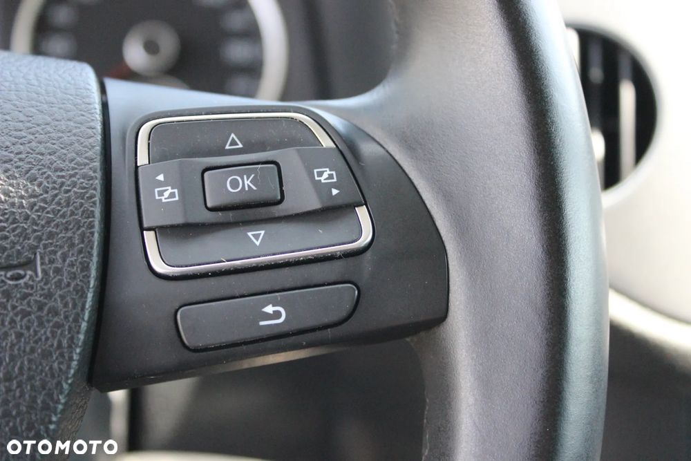 Volkswagen Tiguan 2.0 TDI 4Mot Perfectline R-Style DSG - 32