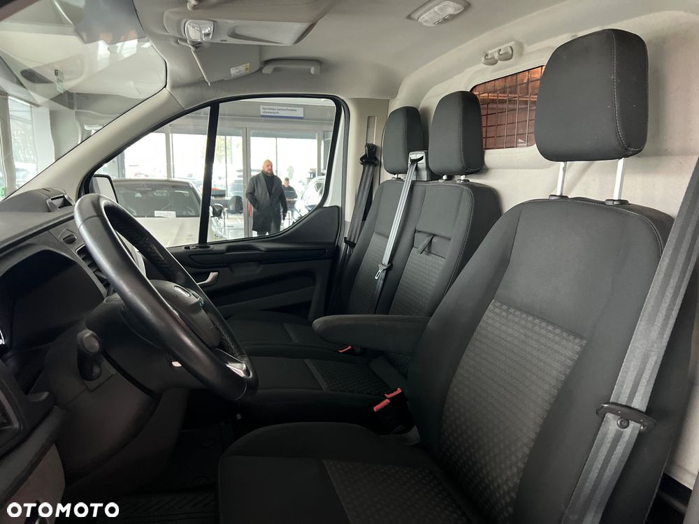 Ford Transit Custom - 21