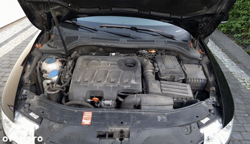 Skoda Superb 2.0 TDI Platinum - 35