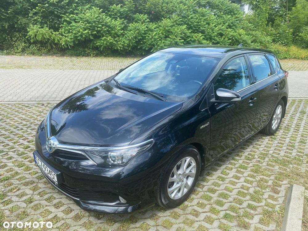 Toyota Auris - 1