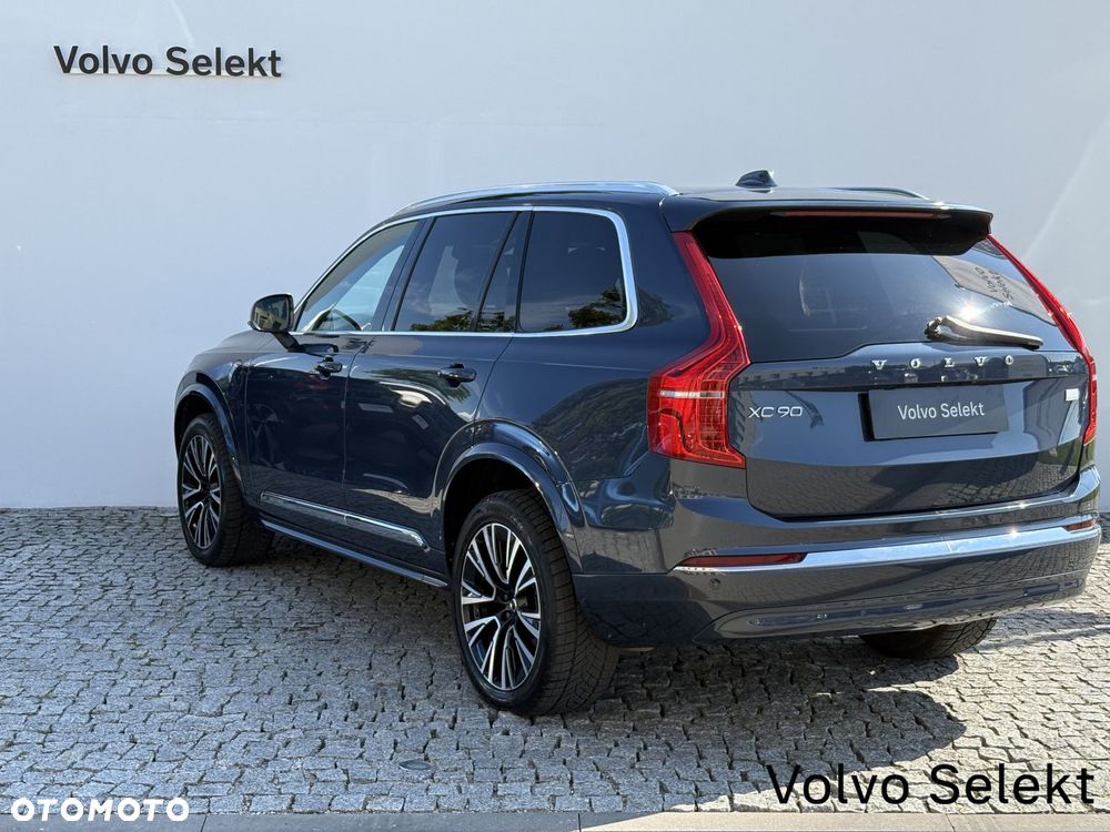 Volvo XC 90 - 8