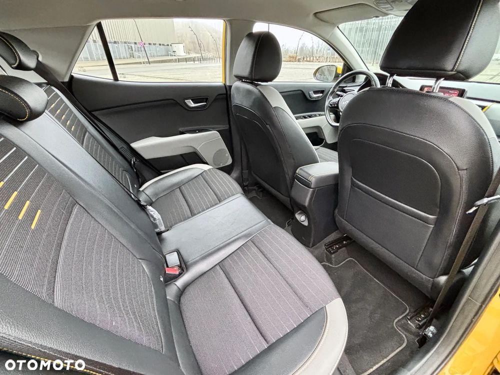 Kia Stonic 1.0 T-GDI MHEV L - 9