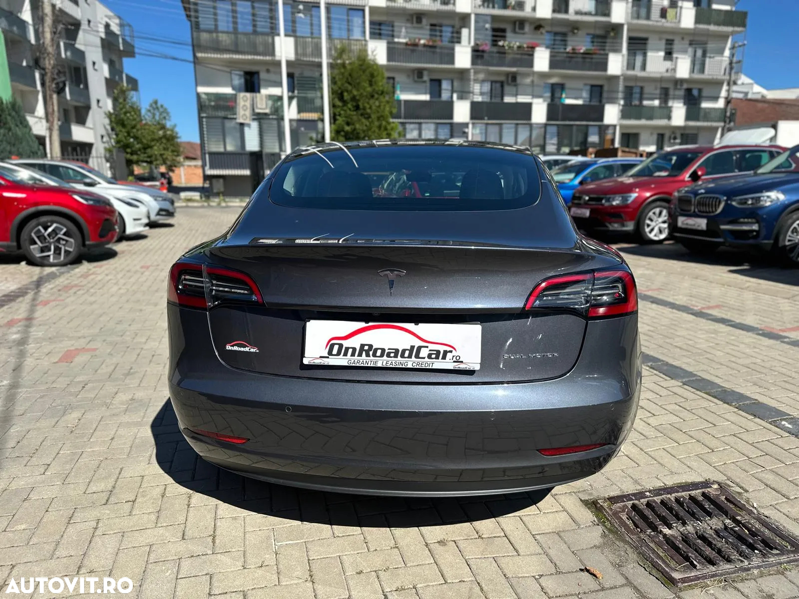 Tesla Model 3 Langstreckenbatterie Allradantrieb Dual Motor - 12