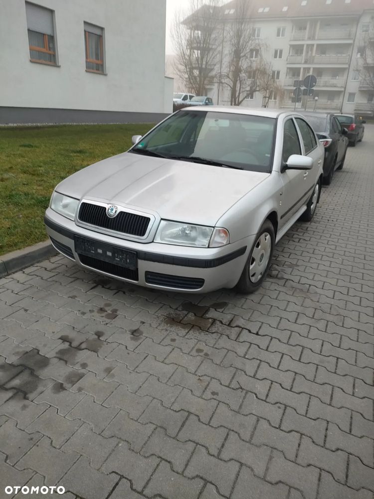 Skoda Octavia 2.0 Combi Ambiente - 1