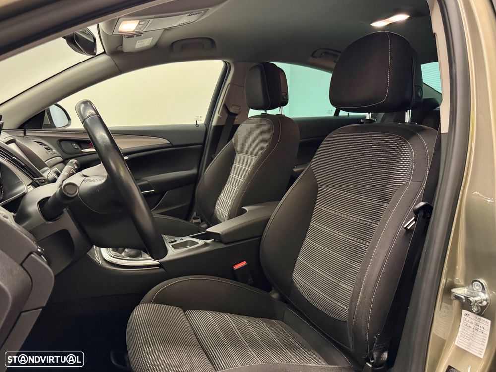 Opel Insignia 1.4 T Executive GPL - 16