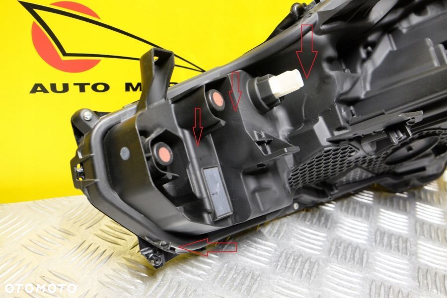 TOYOTA PRIUS XW60 2022- REFLEKTOR LAMPA FULL LED R USA - 10