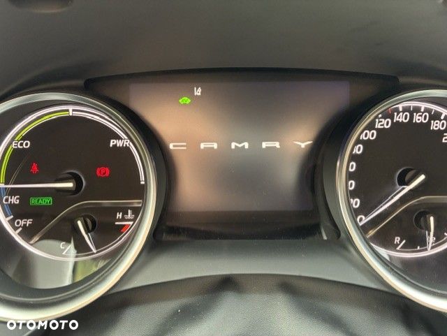 Toyota Camry 2.5 Hybrid Prestige CVT - 26