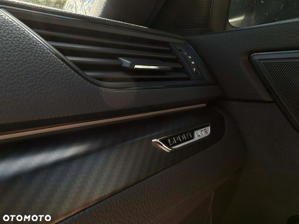 Skoda Superb 2.0 TDI SCR Sportline DSG - 11