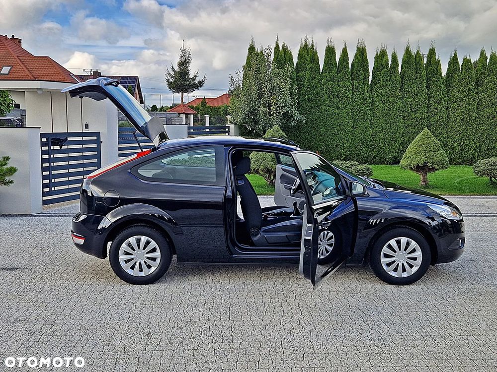 Ford Focus 1.6 16V Titanium - 17