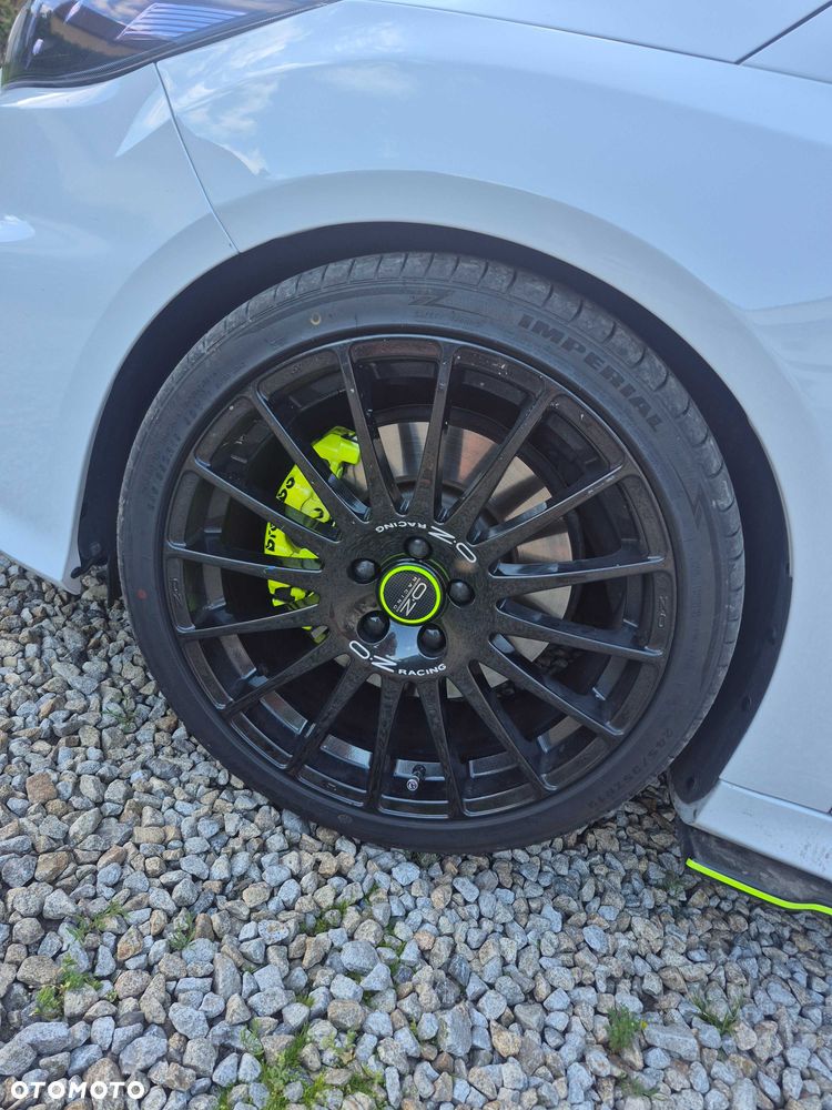 Ford Focus - 8