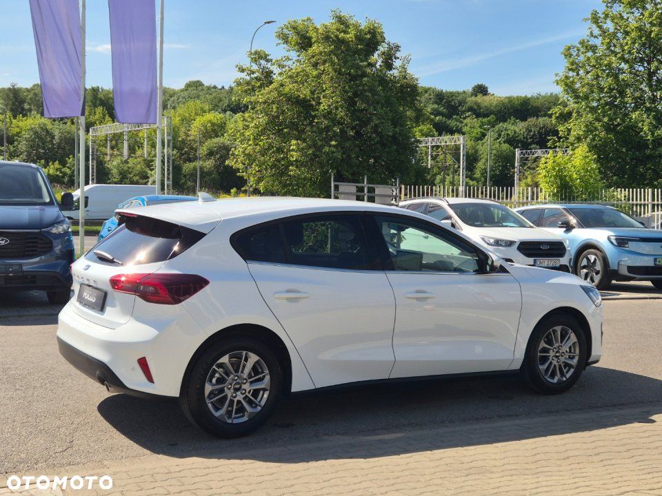 Ford Focus - 6