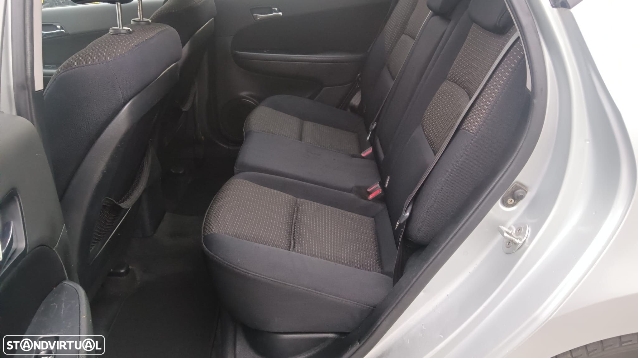 Hyundai i30 1.6 CRDI Classic - 10