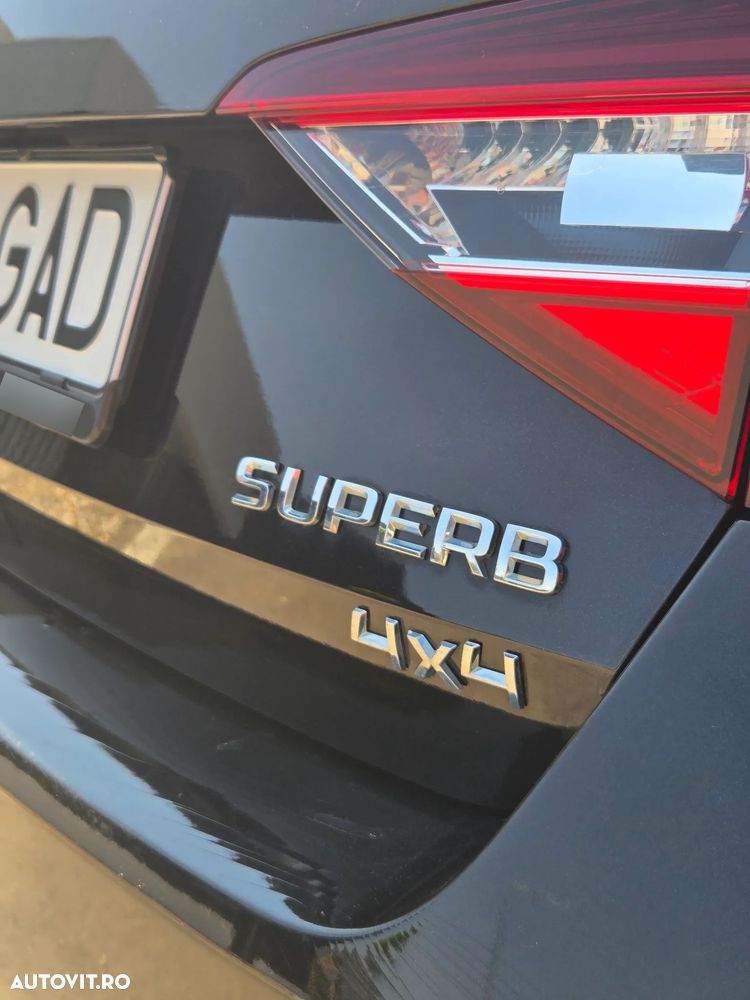 Skoda Superb 2.0 TDI DSG 4X4 Ambition - 11