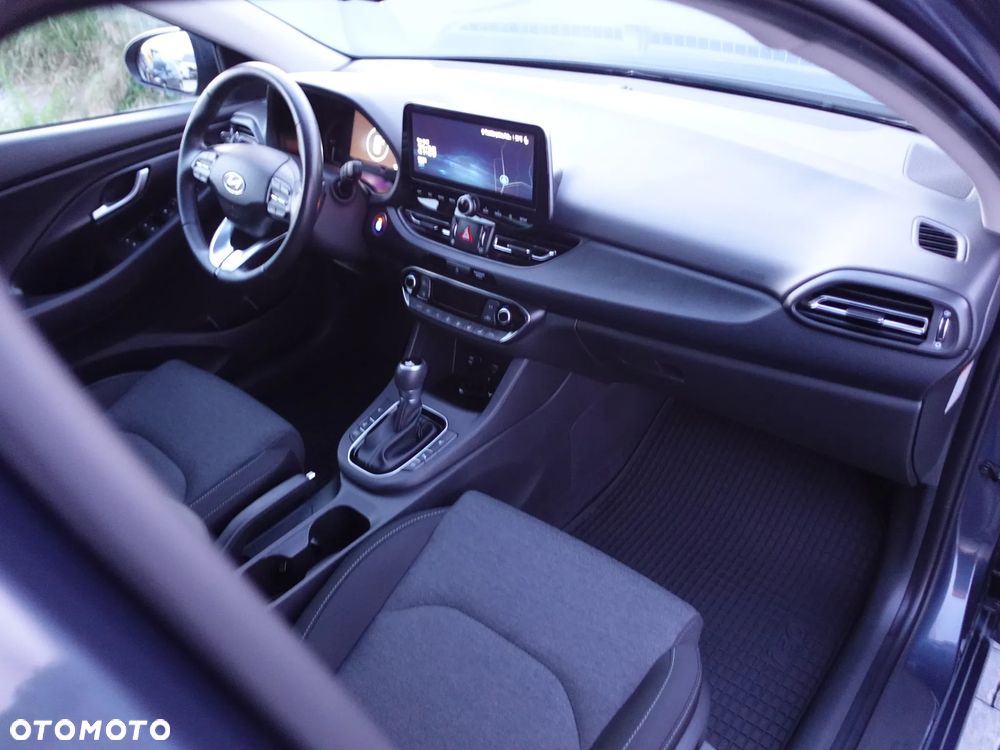 Hyundai i30 1.5 T-GDI 48V-Hybrid DCT Trend - 4
