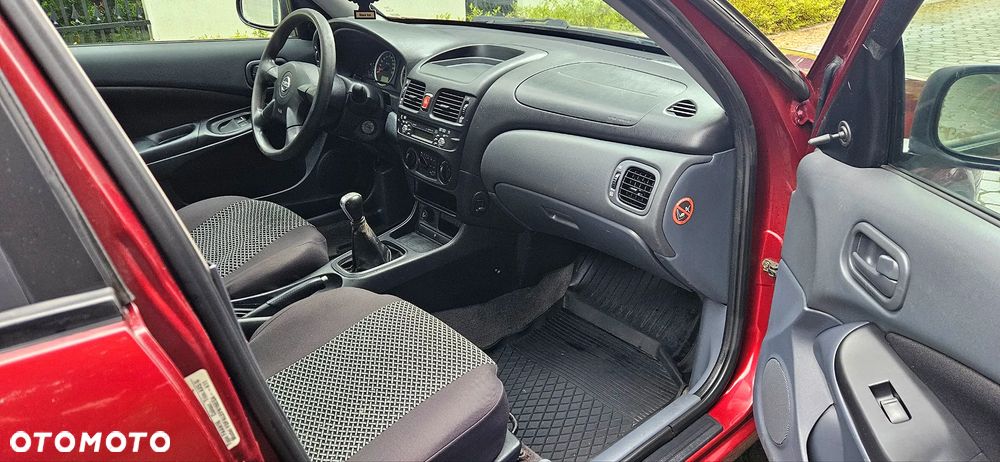Nissan Almera - 6