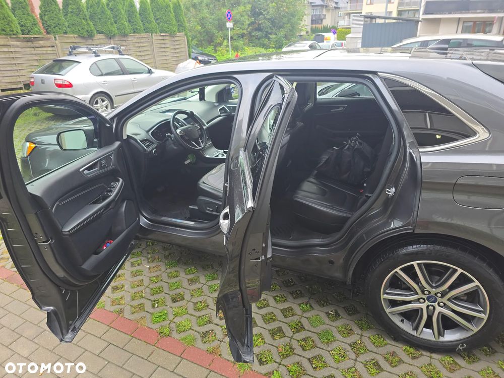 Ford Edge - 8