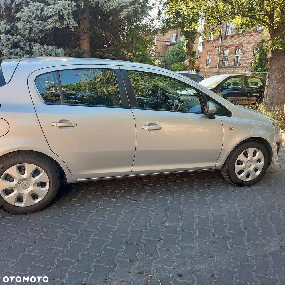 Opel Corsa 1.2 16V Enjoy - 3