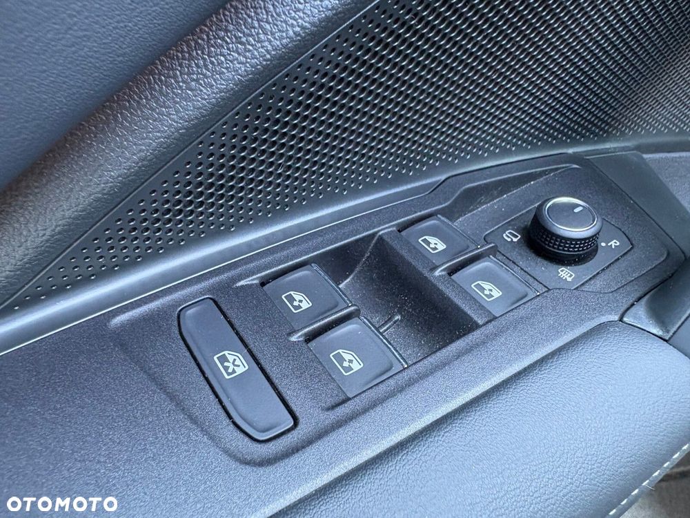 Volkswagen Tiguan 1.5 eTSI Elegance DSG - 21