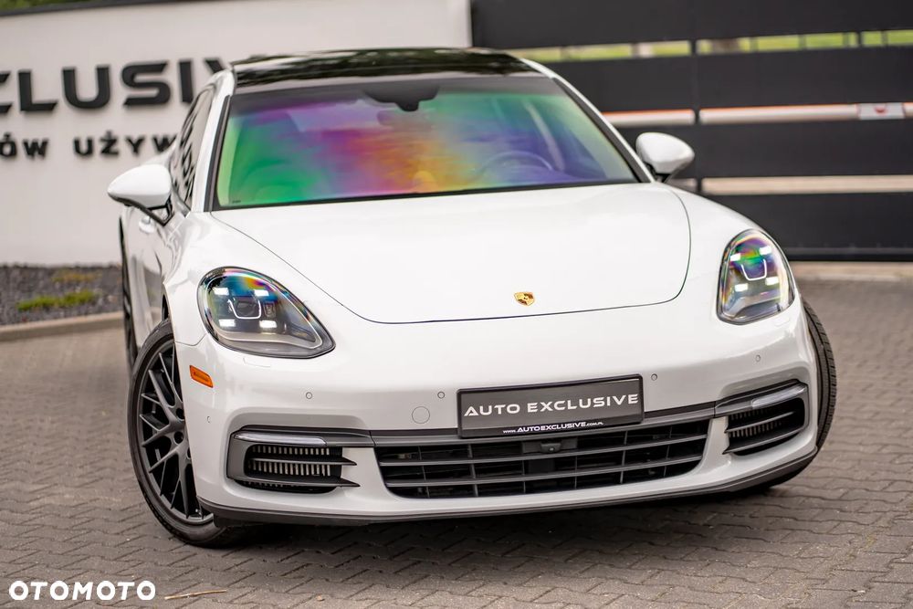 Porsche Panamera 4S - 4