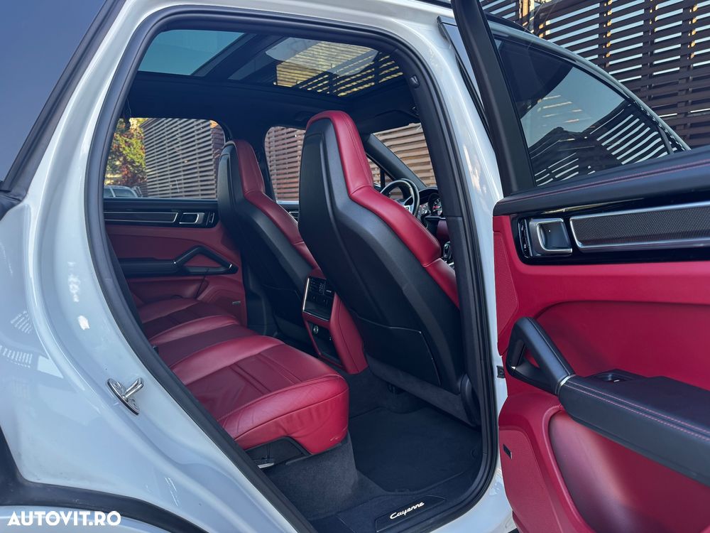 Porsche Cayenne Tiptronic S Platinum Edition - 19