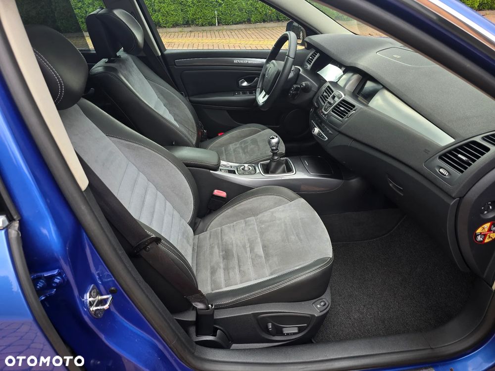 Renault Laguna ver-2-0-dci-bose-edition - 20