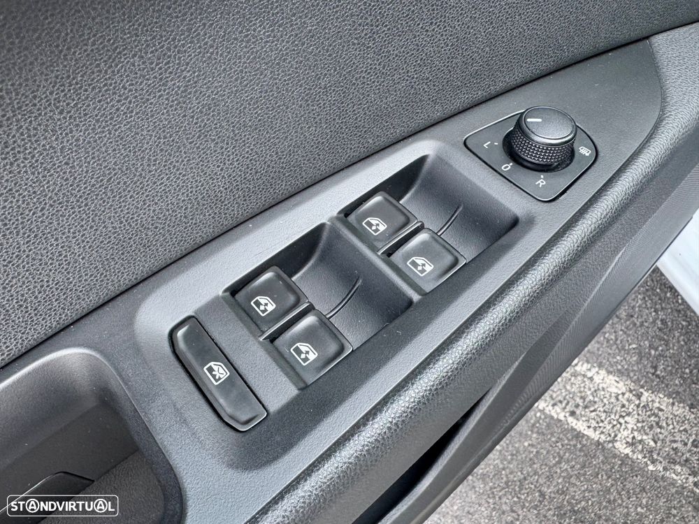 SEAT Leon ST 1.6 TDI Style Ecomotive - 18