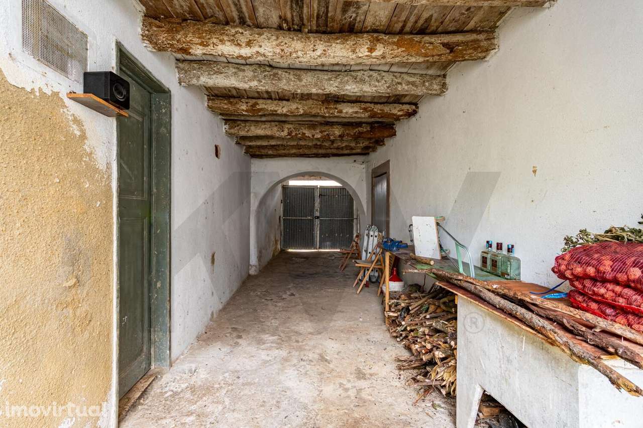 QUINTA para RECUPERAÇÂO c/ 6+2 APARTAMENTOS - BARCARENA - Oeiras - Grande imagem: 4/16