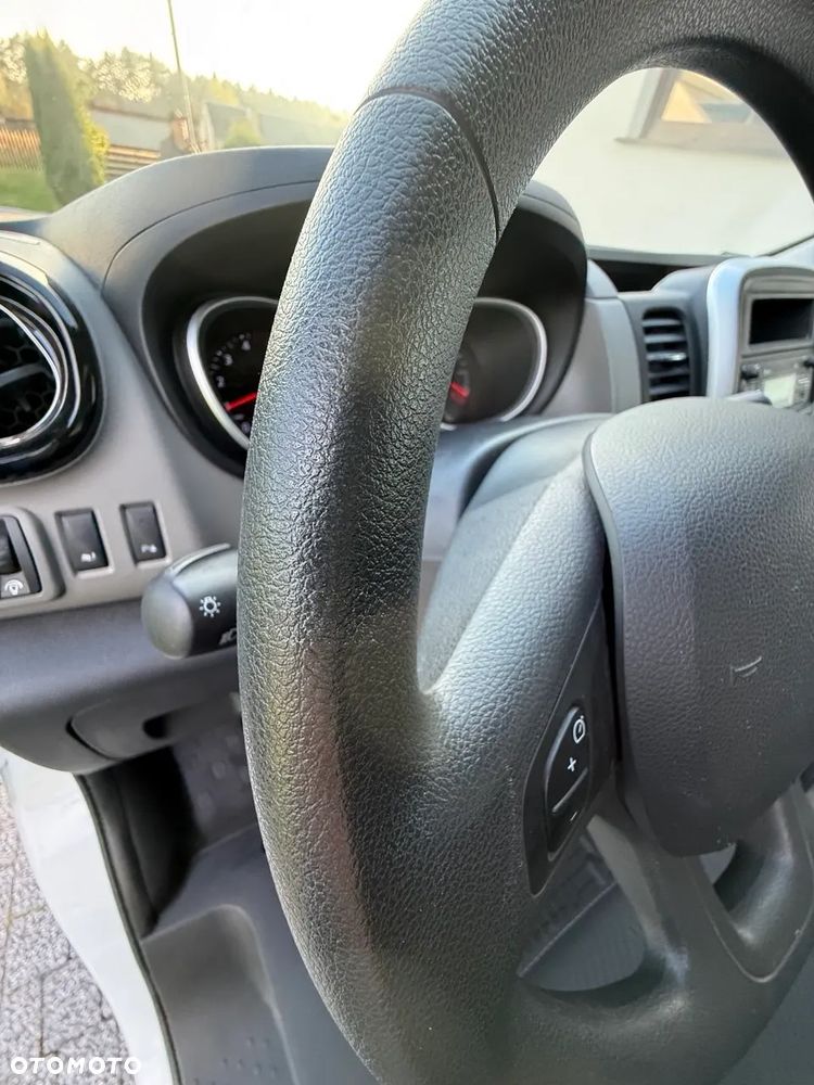 Renault Trafic - 29