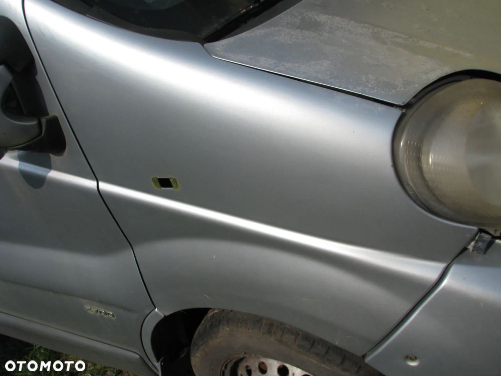 BŁOTNIK PRAWY PRZÓD OPEL VIARO A RENAULT TRAFIC II L147 RP09