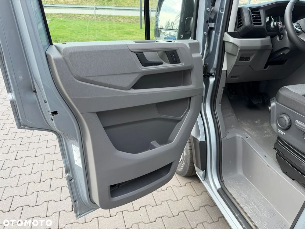 Volkswagen Crafter Furgon - 22