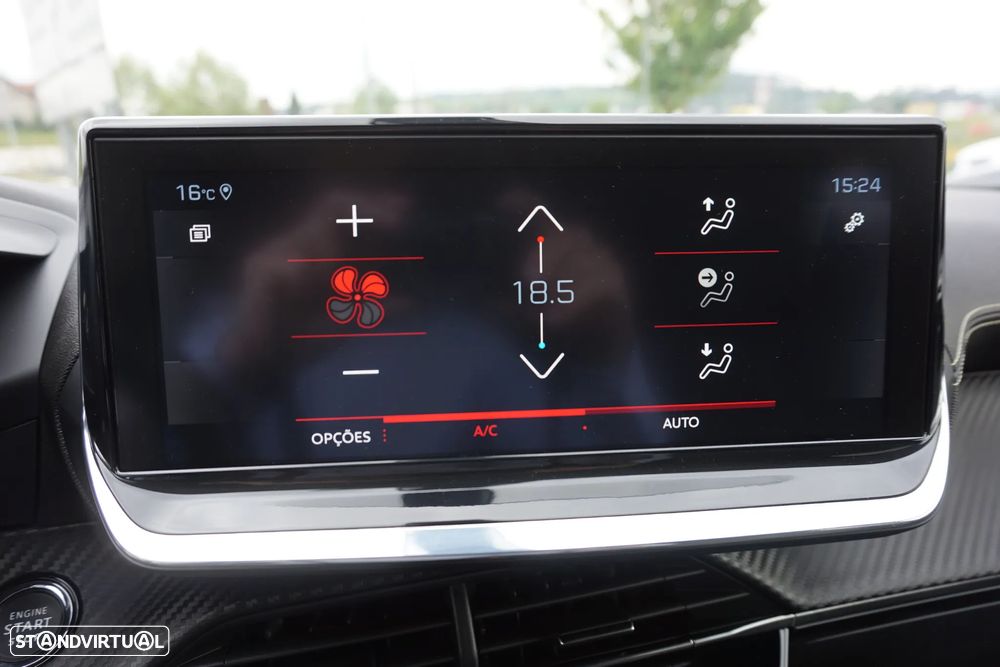 Peugeot 2008 1.5 BlueHDi GT Line EAT8 - 38