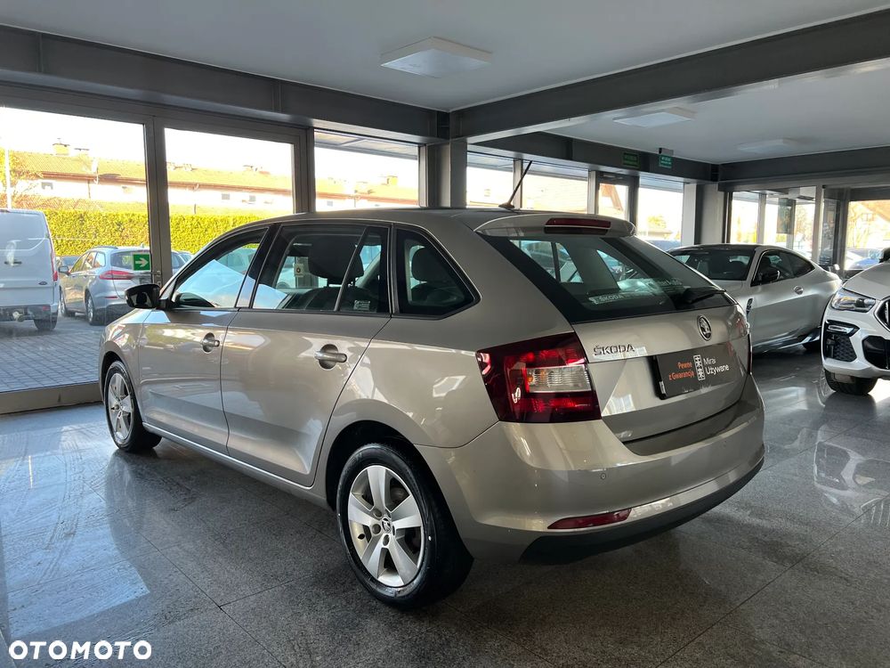 Skoda RAPID 1.0 TSI Ambition - 11