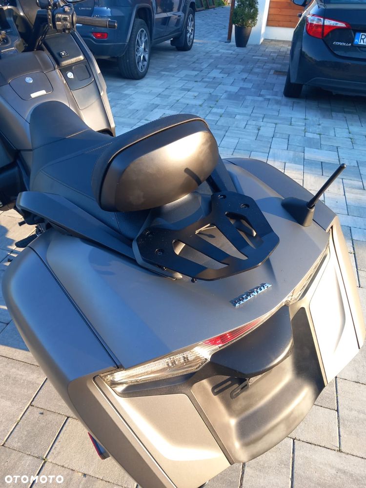 Honda GL - 4