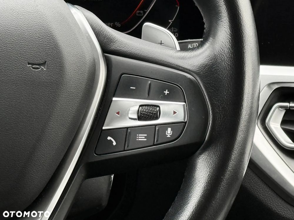 BMW Seria 3 320d - 20