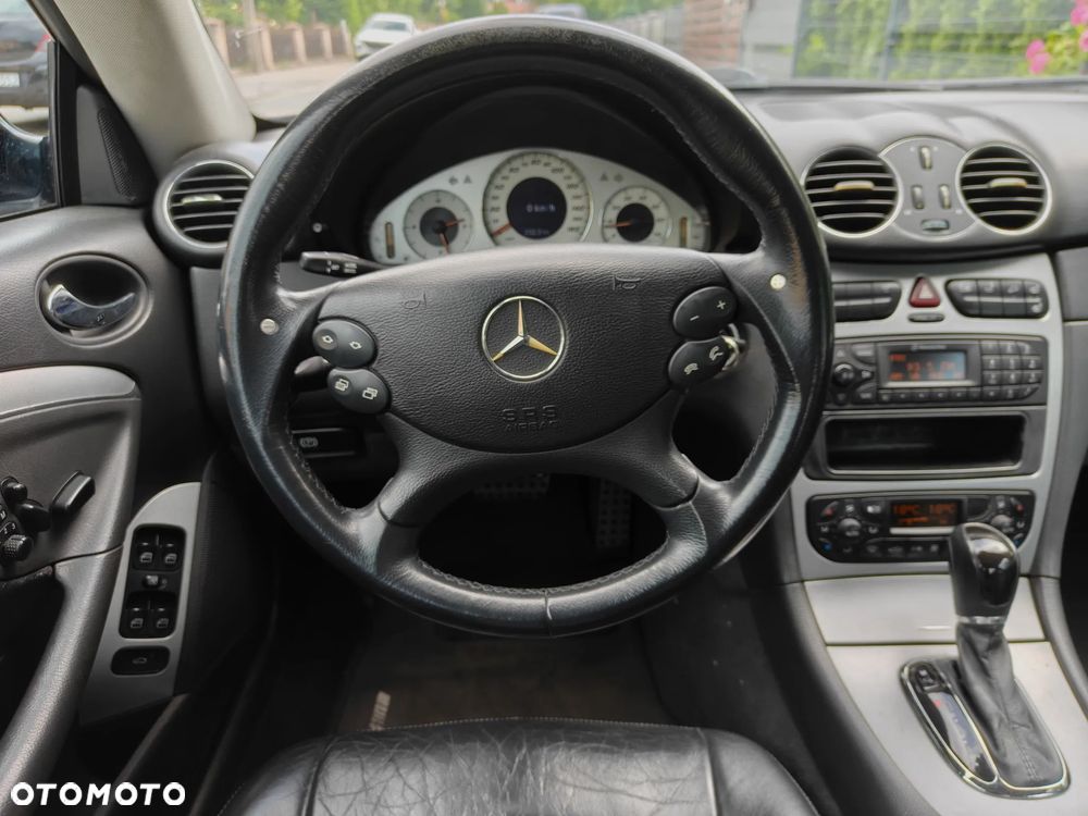 Mercedes-Benz CLK - 17