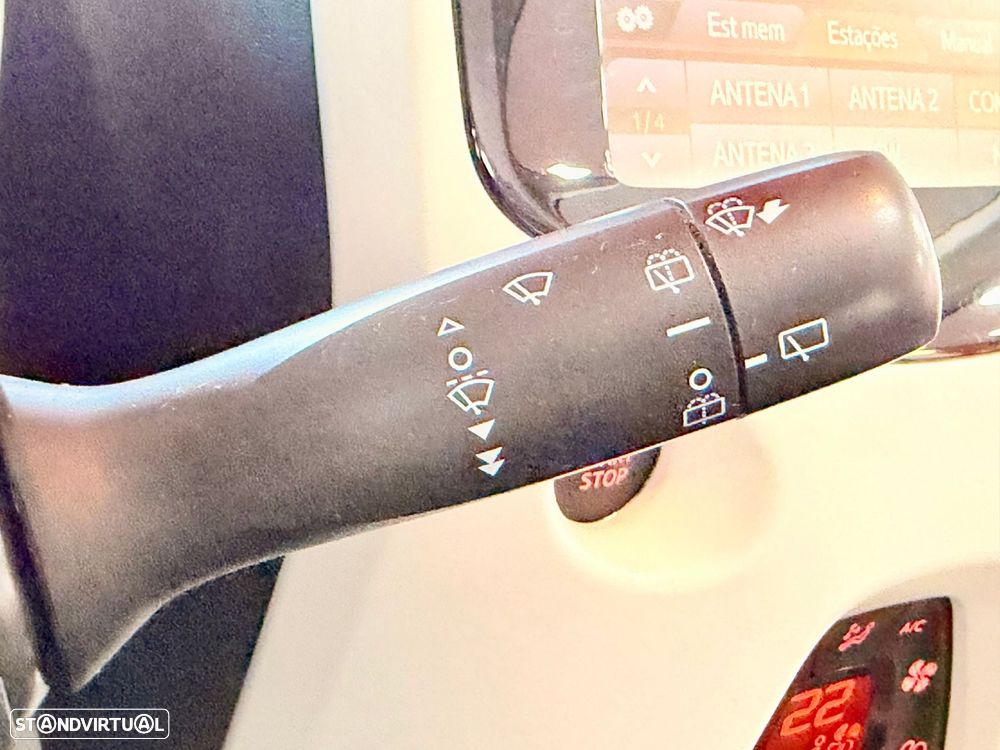 Peugeot 108 1.2 PureTech Roland Garros - 41