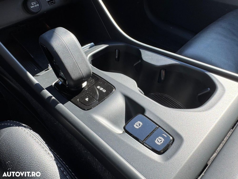 Volvo XC 40 - 11