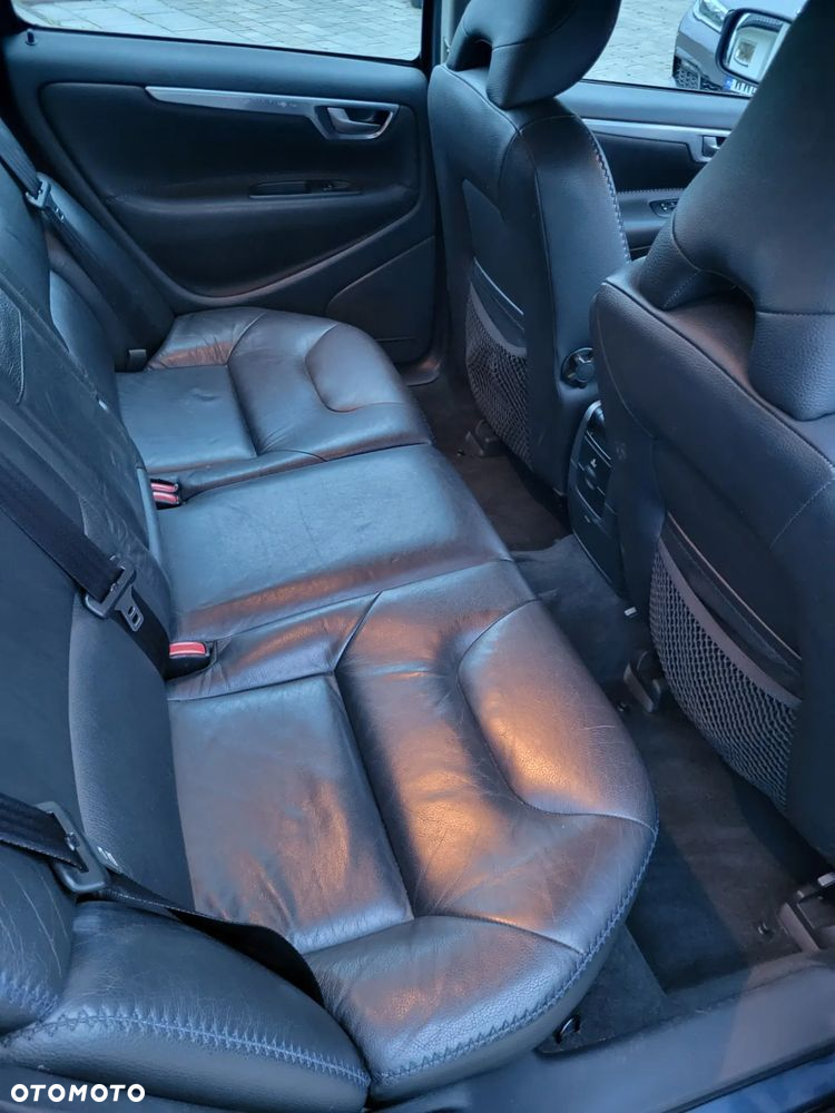 Volvo XC 70 - 16