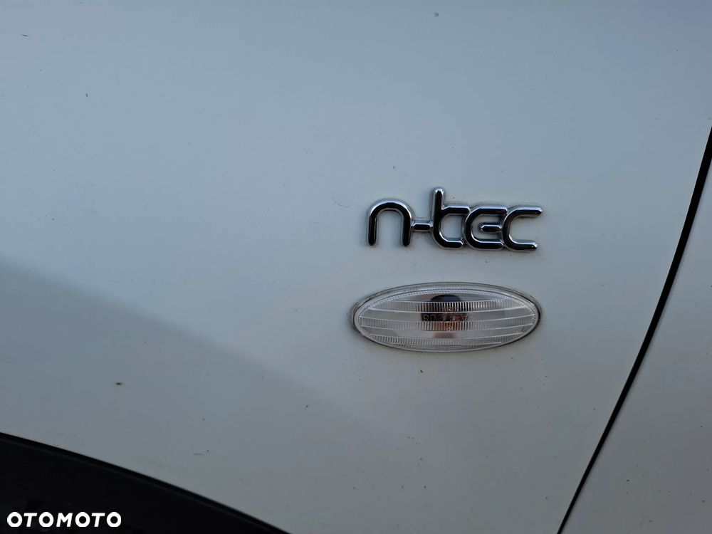 Nissan Qashqai 2.0 4x4 tekna - 10
