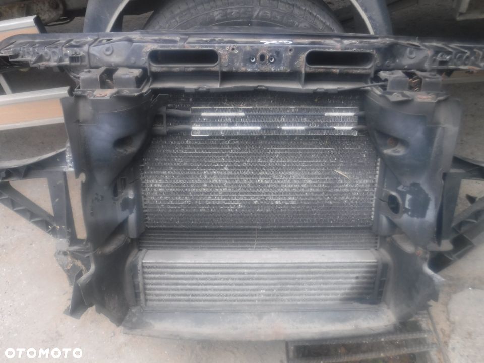 Bmw X3 E83 2.0 D pas przod wzmocnienie chlodnice - 2