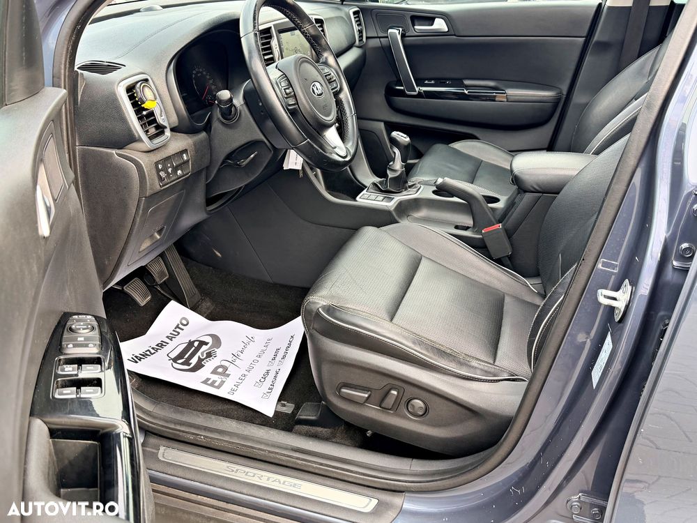Kia Sportage 1.7 CRDI 2WD Dream-Team Edition - 8