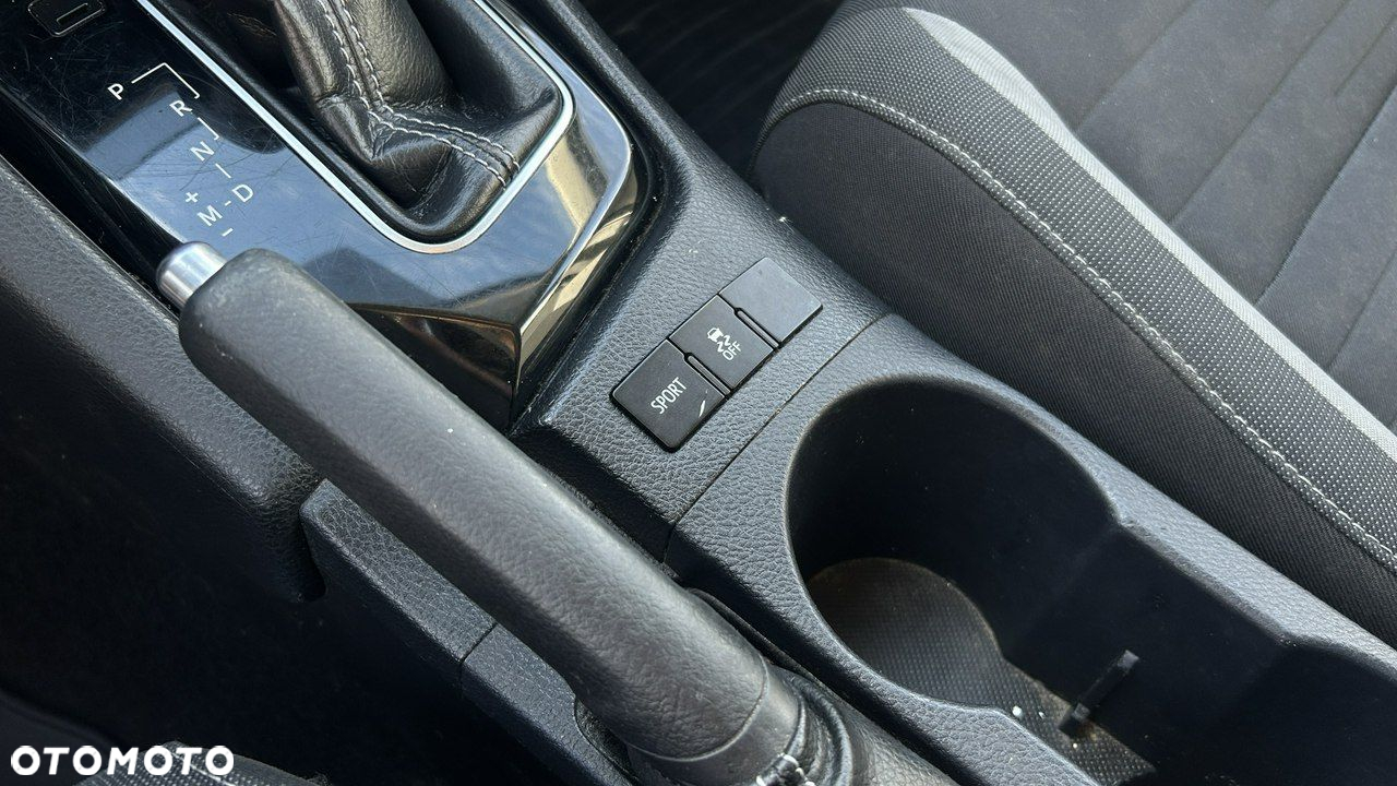 Toyota Auris - 15
