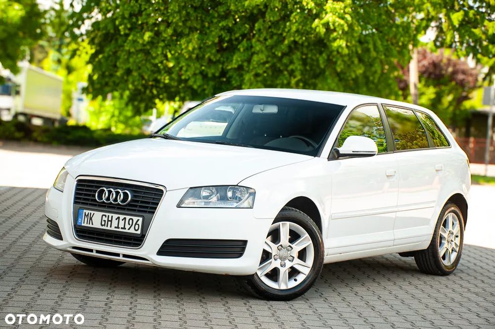 Audi A3 Sportback 1.6 Ambiente - 13