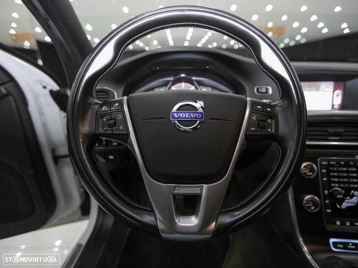 Volvo V60 2.4 D6 R-Design Sum.AWD Phev - 13