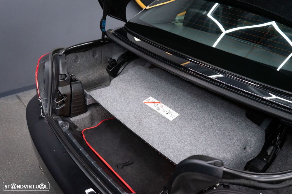 BMW 320 d Cabrio Auto - 31