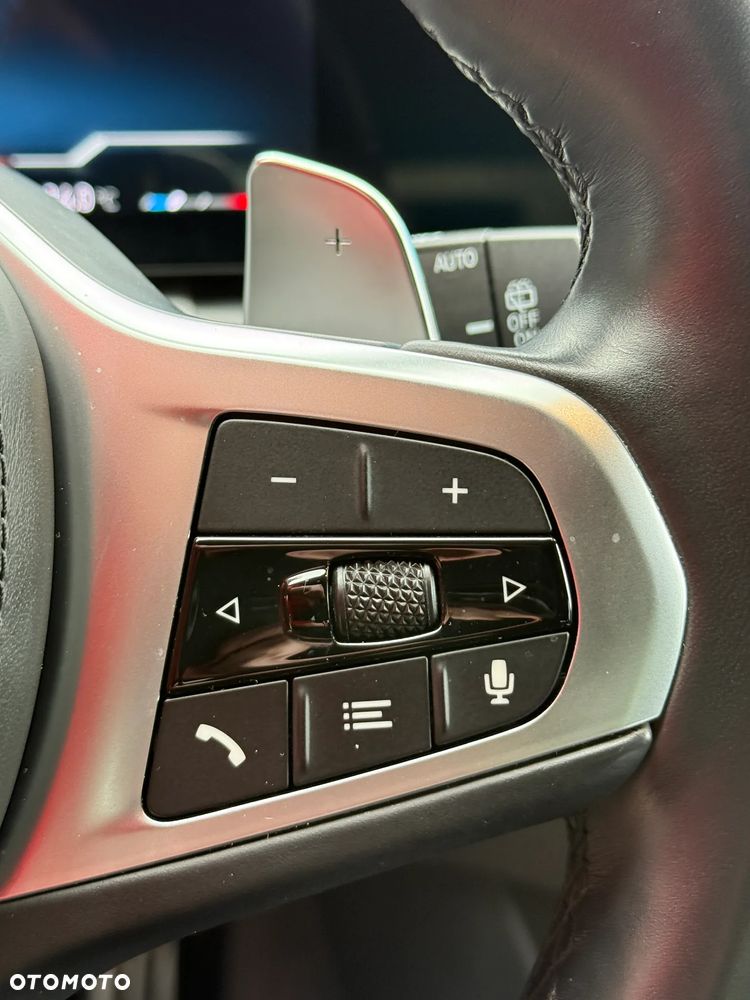 BMW Seria 3 320d xDrive M Sport sport - 27