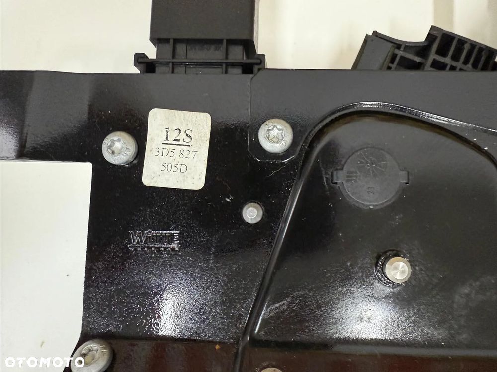 VW PHAETON ZAMEK DOCIĄG KLAPY BAGAŻNIKA 3D5827505D - 3